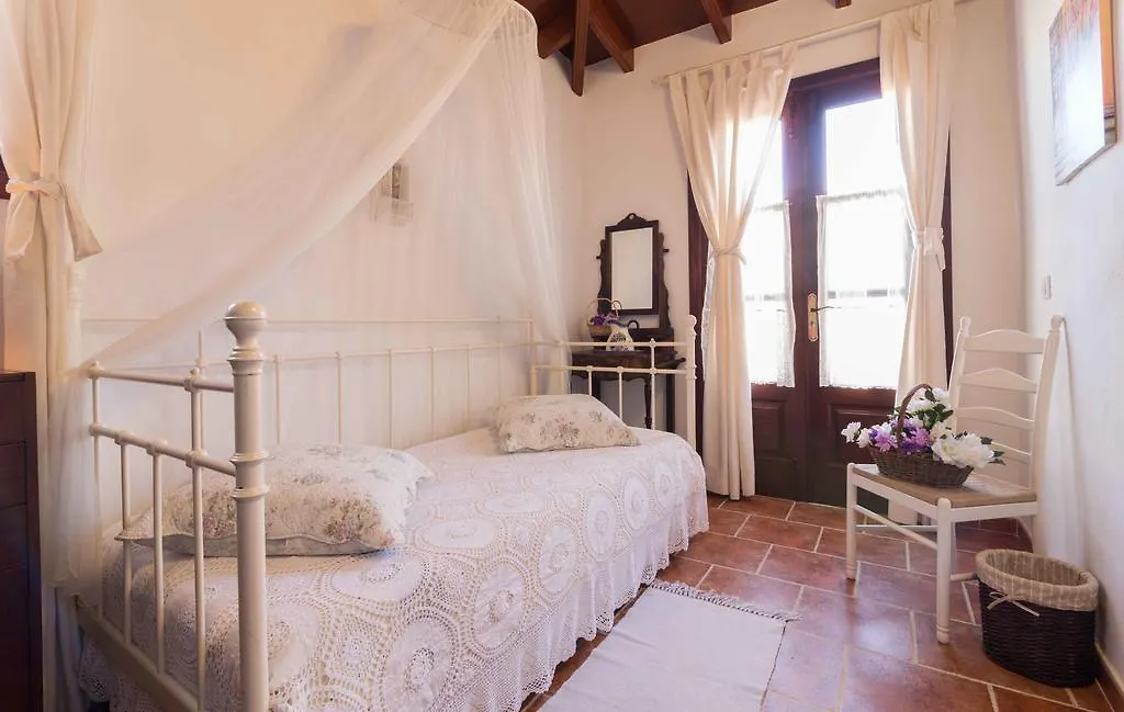 Finca El Picacho Apartments In The Countryside 2 Km From The Beach Tejina
