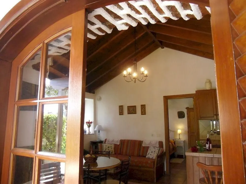 Finca El Picacho Apartments In The Countryside 2 Km From The Beach Tejina