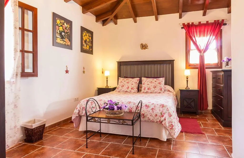 Finca El Picacho Apartments In The Countryside 2 Km From The Beach Tejina